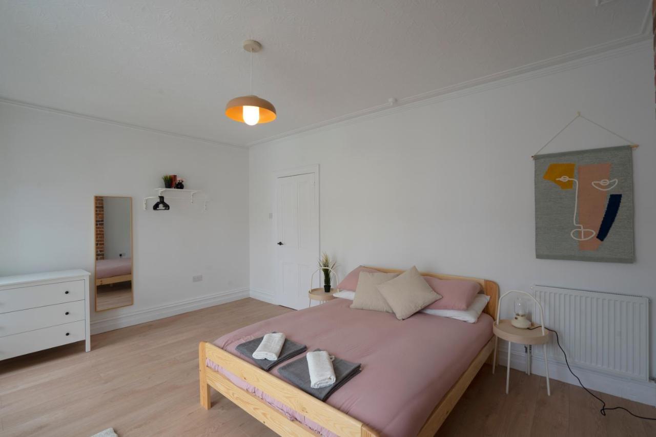 Beautiful Family Home In The Heart Of Swansea Esterno foto