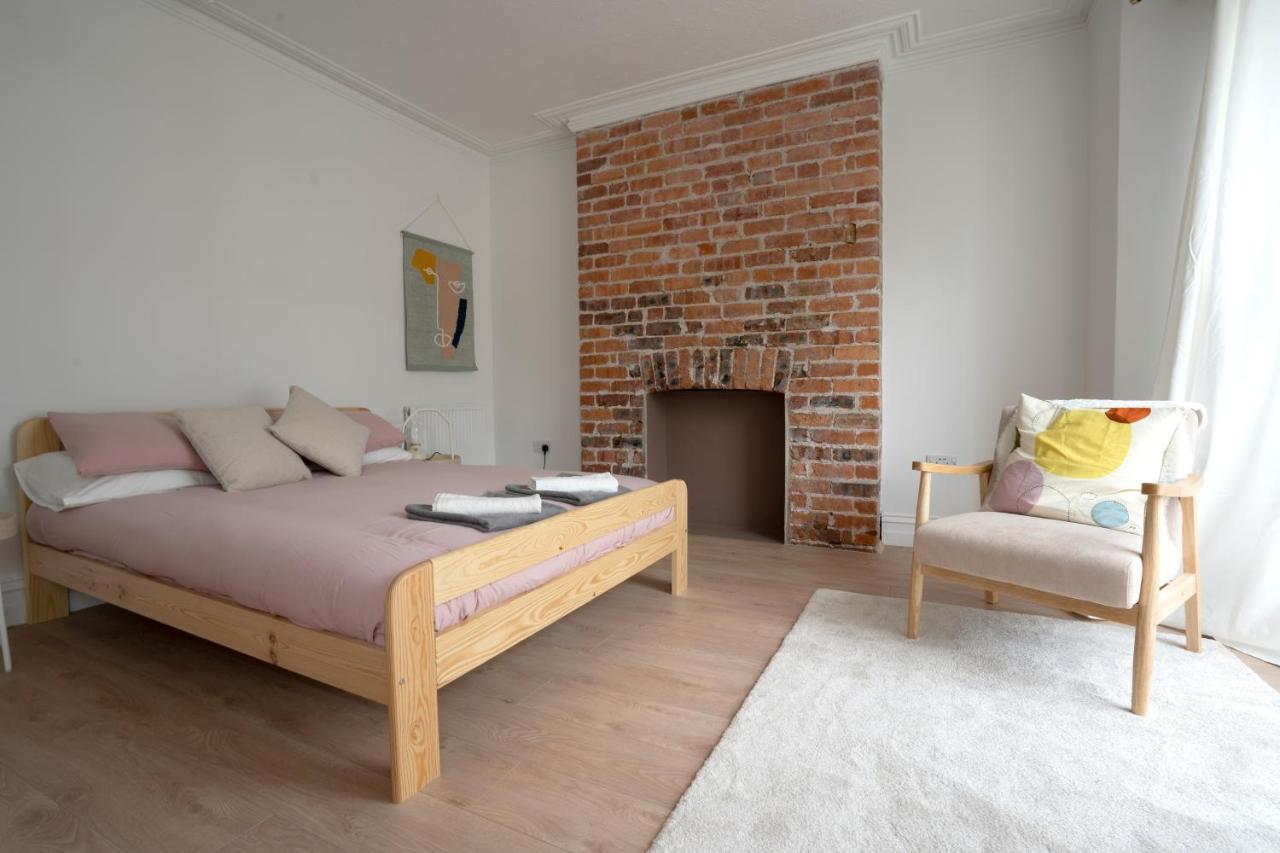 Beautiful Family Home In The Heart Of Swansea Esterno foto